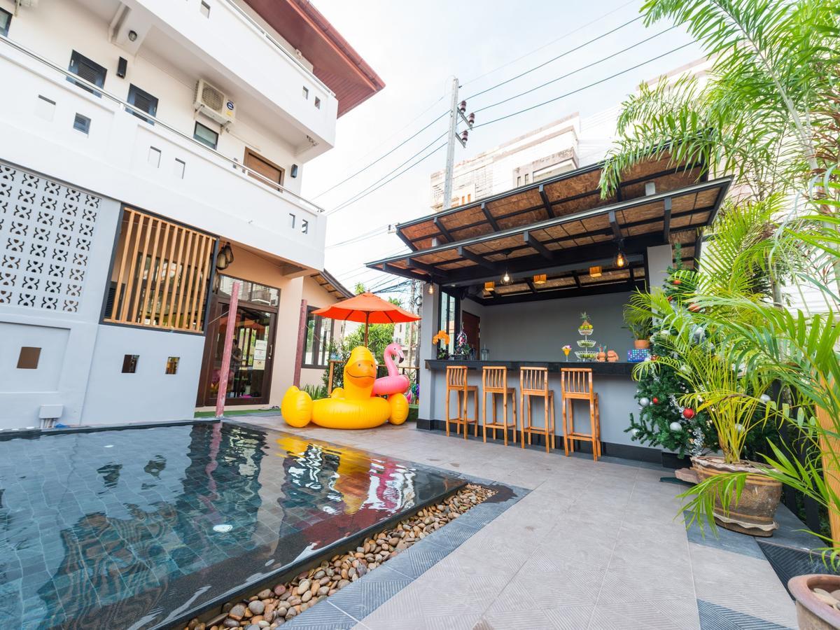 Baan Kata Maytha Karon Luaran gambar