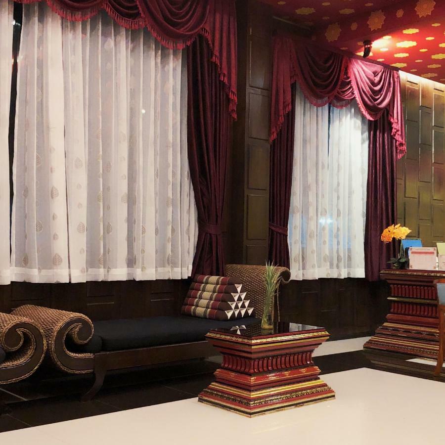 Baan Kata Maytha Karon Luaran gambar