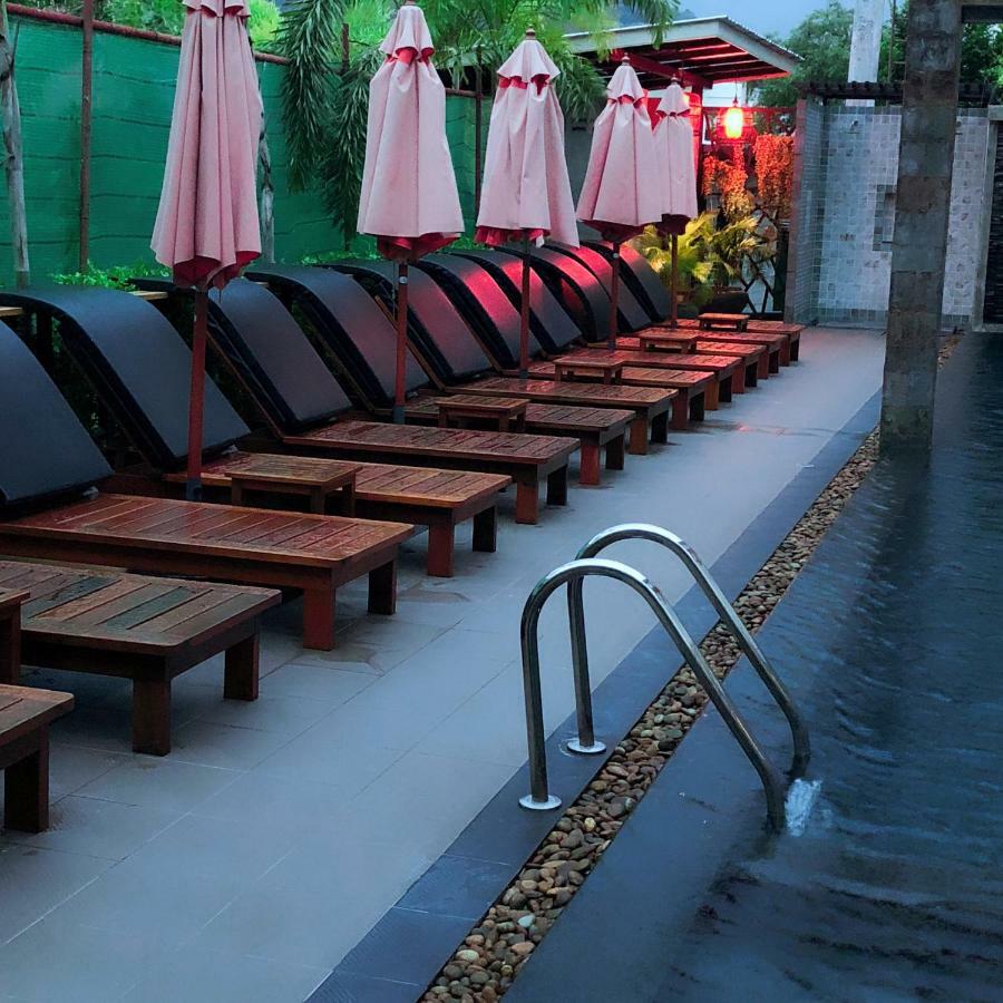 Baan Kata Maytha Karon Luaran gambar